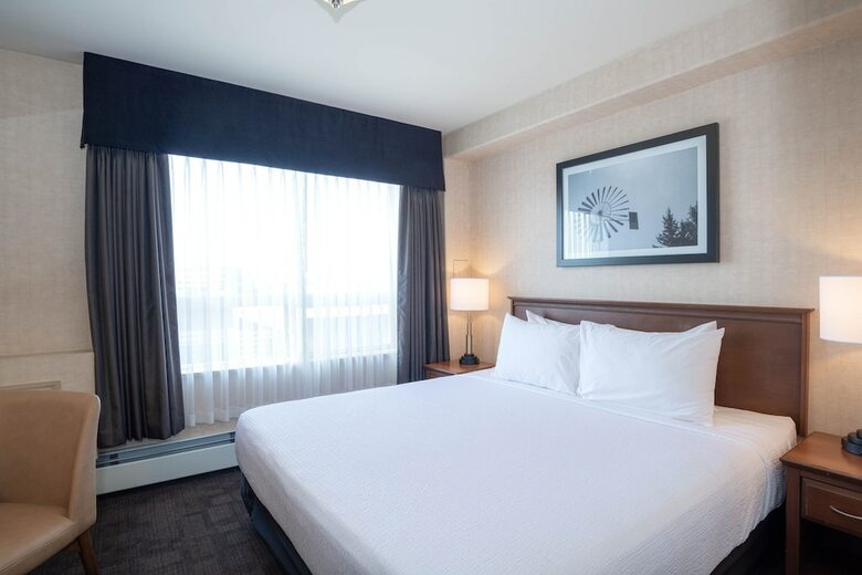 Sandman Hotel Calgary Airport