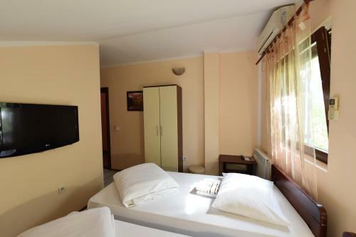 Apartments & Accommodation Stojic