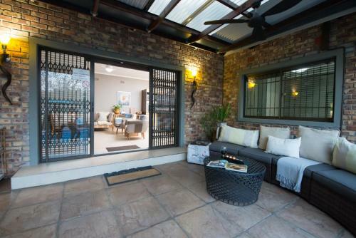 Hostal Birds Babble Self Catering Guesthouse