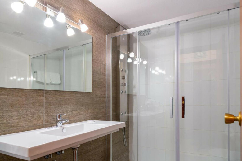 Apartamentos Los Arces De Isla