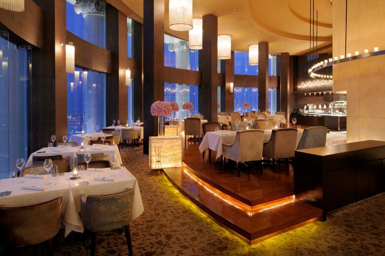 Hotel Lebua At State Tower