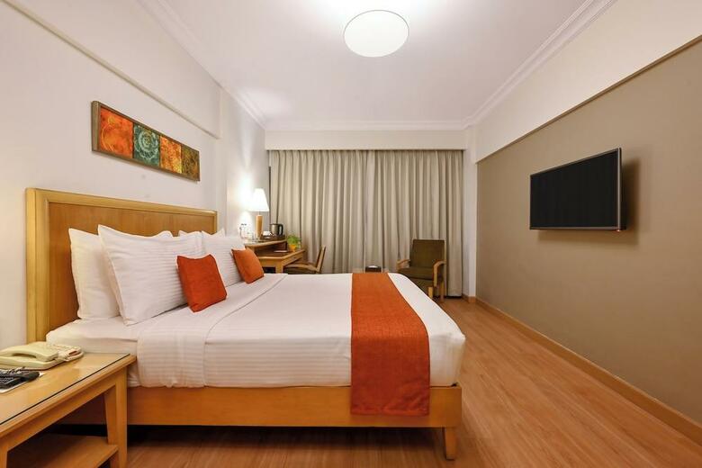 Hotel Fariyas