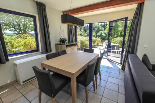 Hotel Maisons de Vacances Azur En Ardenne