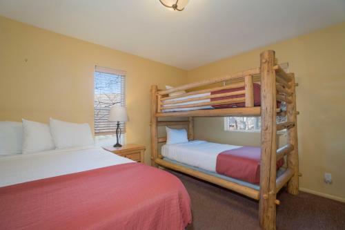 Hotel Convict Lake Resort