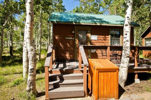 Hotel Convict Lake Resort