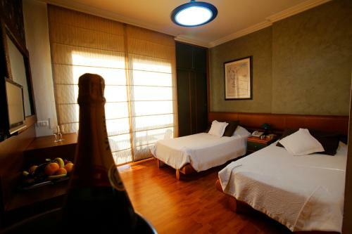 Camelot Hotel