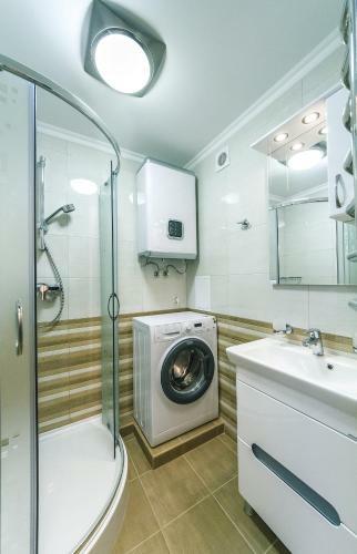 Luxrent Apartments On Lesi Ukrainki - Kiev