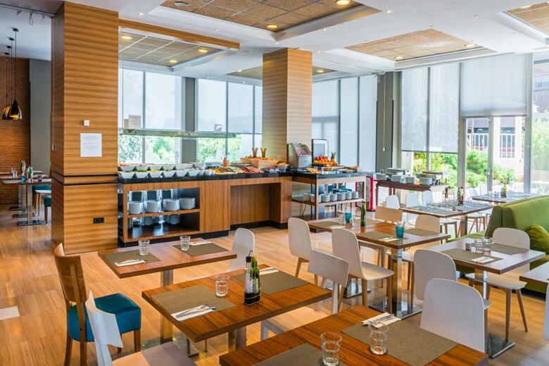 Hotel Madrid Chamart�n Affiliated By Meli�