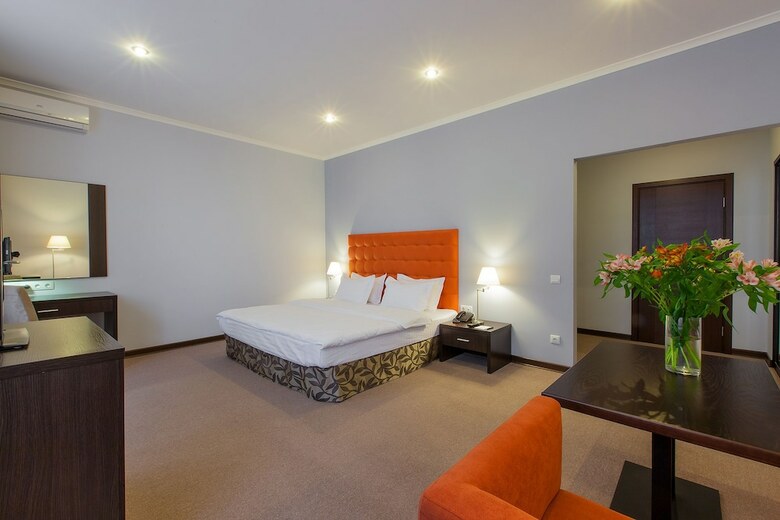 Bontiak Hotel