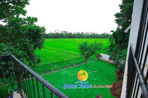Owin Rose Hotel