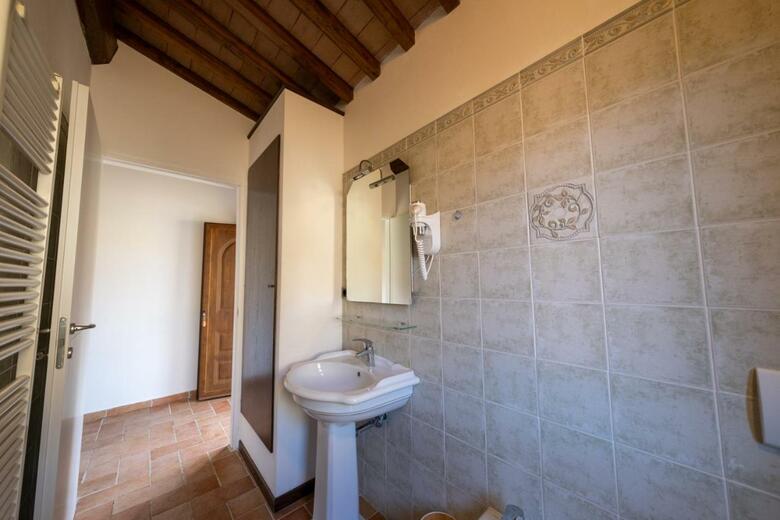 Hostal Agriturismo Borgo Biaia
