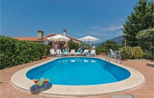 Holiday Home Kozljak Cr