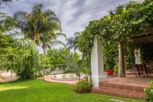 Hostal African Vineyard Guesthouse