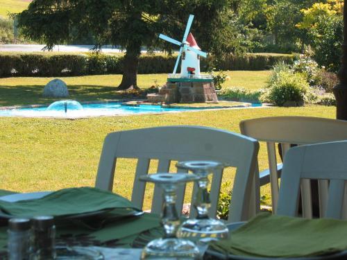 Hotel H�tel Restaurant La Bombardi�re