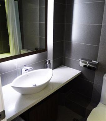 Hotel 5footway.inn Project Ponte 16