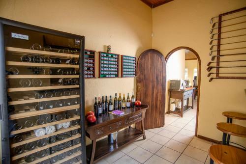Hostal Abangane Guest Lodge
