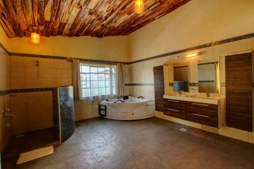 Naivasha Kongoni Lodge