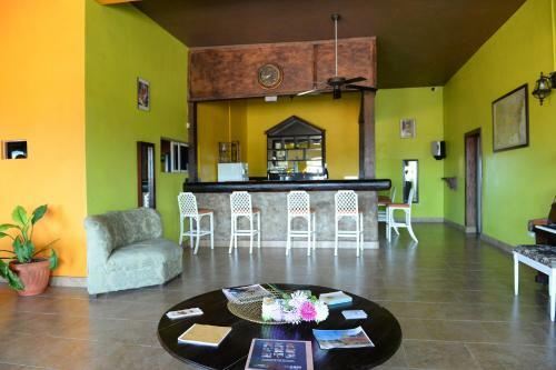 Hostal Rose Hall Deluxe