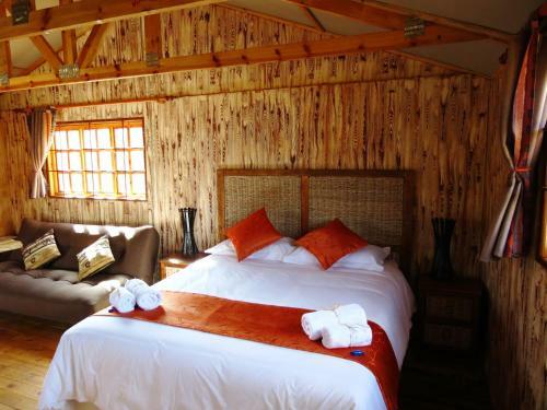 Meerkatplaats Guesthouse And B&B