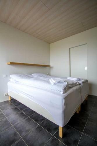Hostal Urdartindur Guesthouse And Cottages