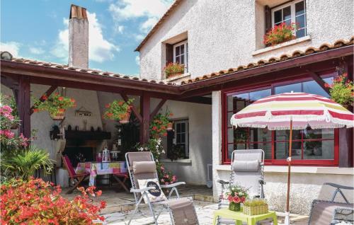 Holiday Home Lieu Dit Blanchet L-652