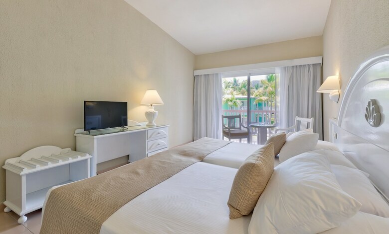 Hotel Playabachata Spa Resort