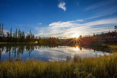 Hotel Lac Le Jeune Wilderness Resort