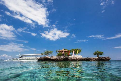 Hotel Cebu White Sands Resort And Spa