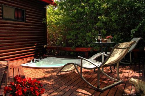 Under The Walnut Tree Shade Lodge