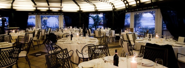 Isa Hotel