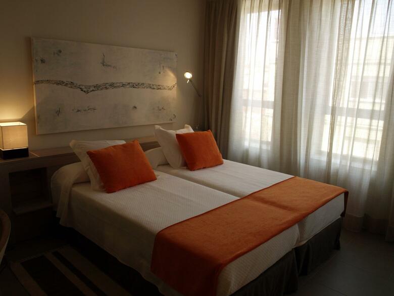 Hotel Eco Alcala Suites