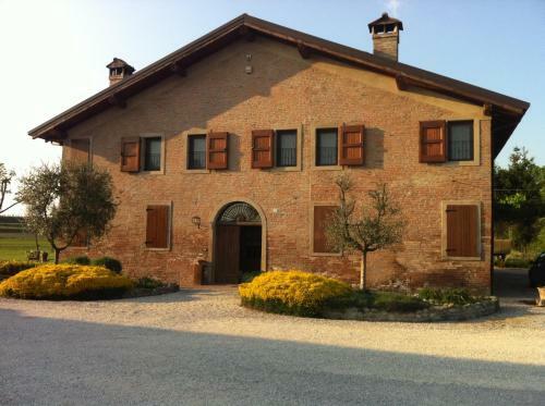 Hostal Agriturismo La Cascinetta