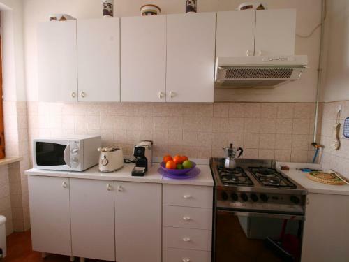 Hostal Holiday Home Miralago Magione