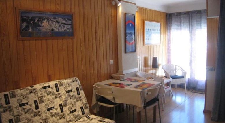 Apartamento Residencia Tres Estrelles Club