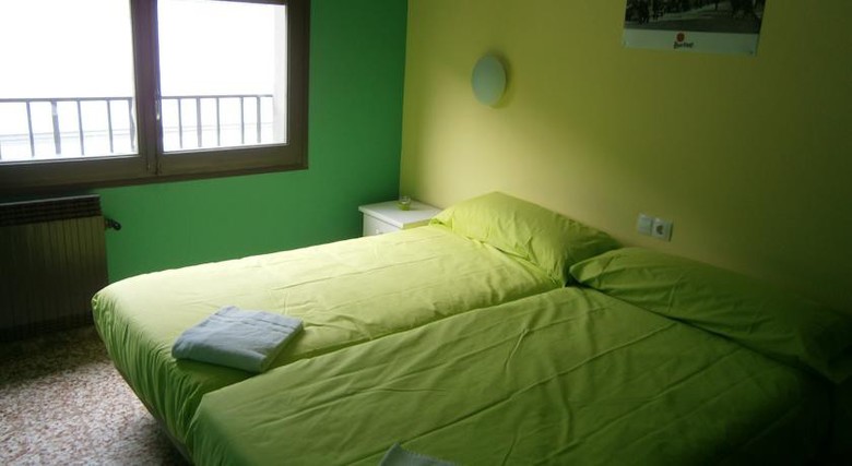 Hostal Barri Antic Hostel & Pub