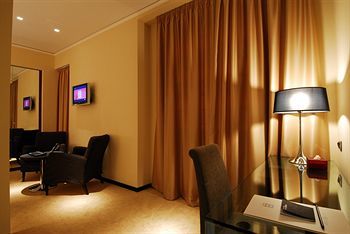 Cosmopolitan Concept Hotel