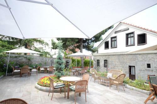 Hostal Tas Konak Hotel