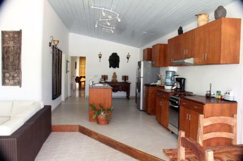 Hotel Playa Tranquilo B&B And Dive Shop