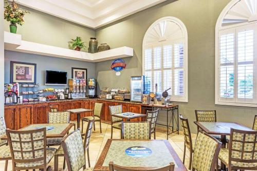 Hotel Baymont Inn & Suites Mesa Downtown