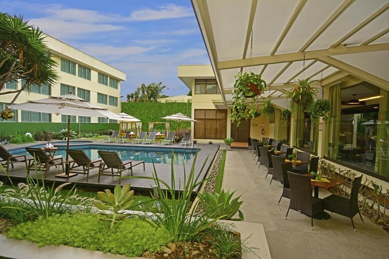 Autentico Hotel