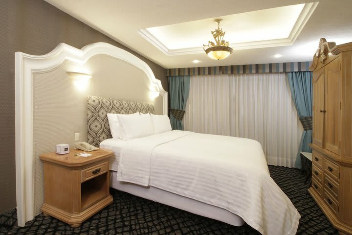 Hotel Holiday Inn Express & Suites Queretaro