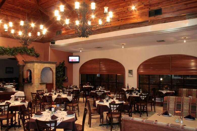 Hotel Suites El Paseo