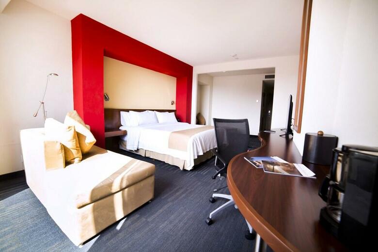 Hotel Holiday Inn Express Guadalajara Expo