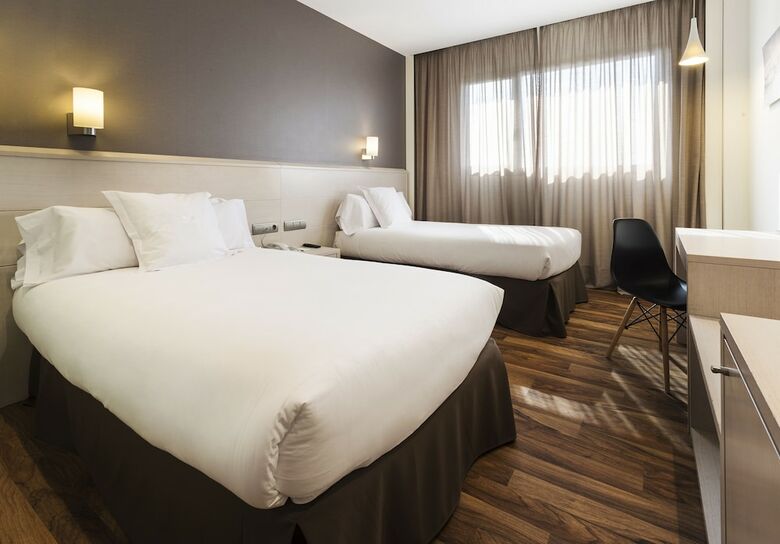 Azz Valencia T�ctica Hotel