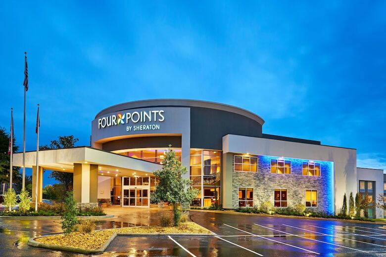 Clarion Hotel Medical Center