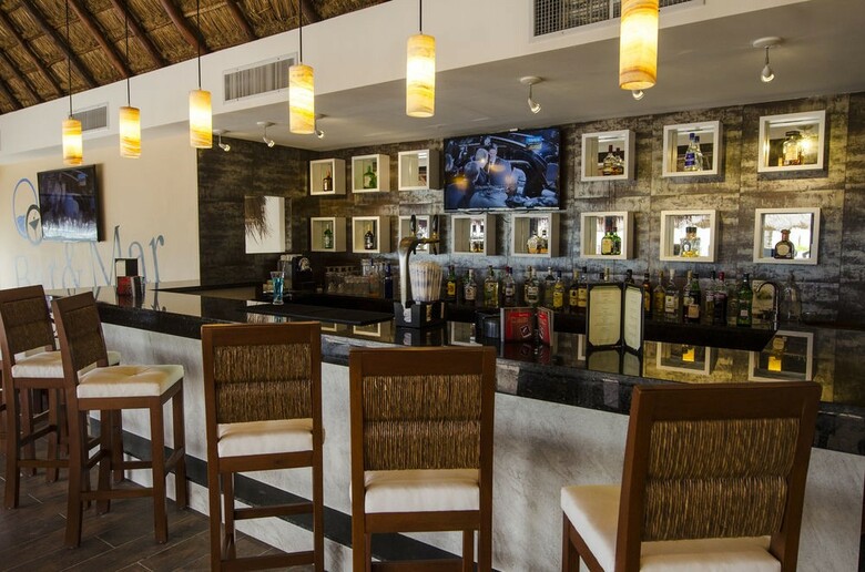 Hotel The Reef Coco Beach