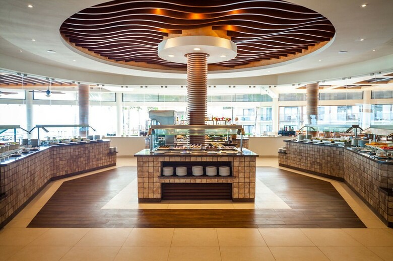 Hotel The Reef Coco Beach