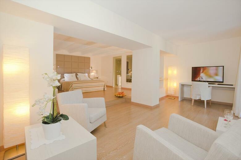 L�hermitage Hotel & Spa