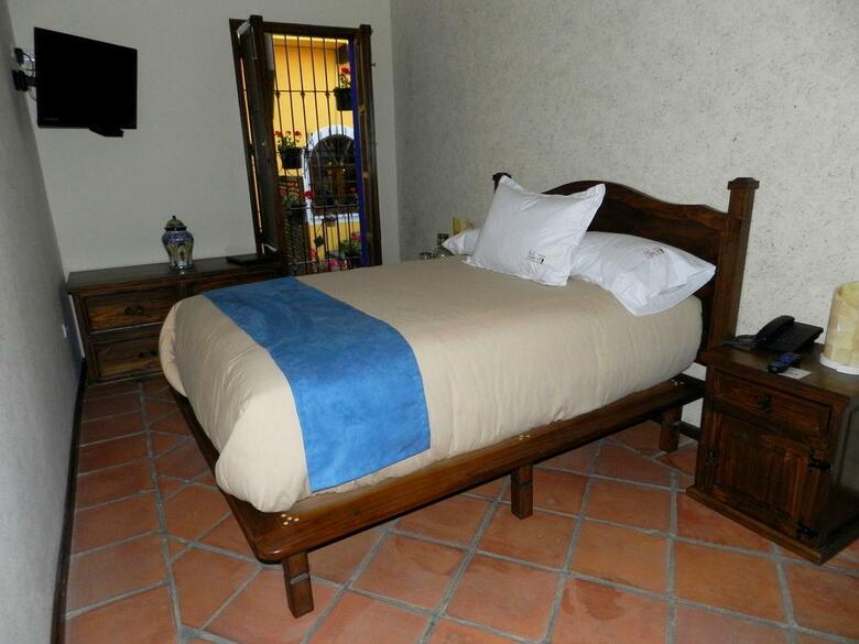 Al Otro Lado Del Rio Hotel