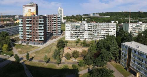 Golden Family Apartments